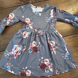 ✨Honeydew USA Floral Gray Dress and/or Top